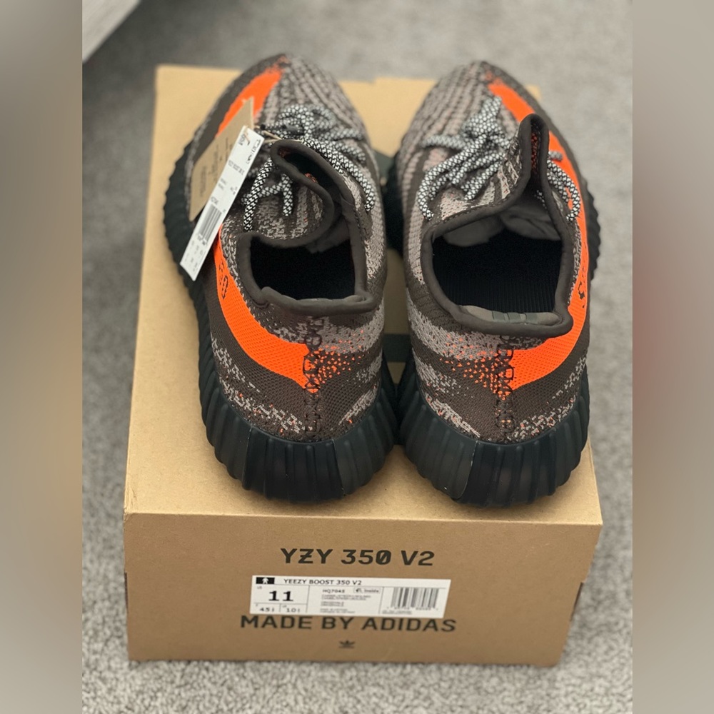 Adidas Yeezy Boost 350 V2 2023 - Picture 2 of 6
